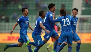 Alagoano Marinho começa no banco e vê Changchun perder após gol de Júnior Urso