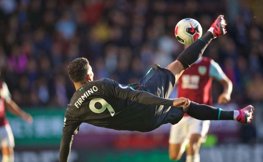 Alagoano Roberto Firmino marca e é primeiro brasileiro a fazer 50 gols na Premier League