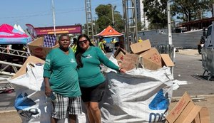 Alurb realiza coleta seletiva em evento de corrida na orla de Maceió