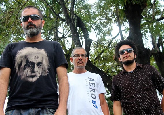 Xique Baratinho e Mopho apresentam noite de rock alagoano em prévia natalina
