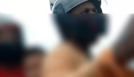 Motociclista sem habilitação é flagrado transportando criança sem capacete