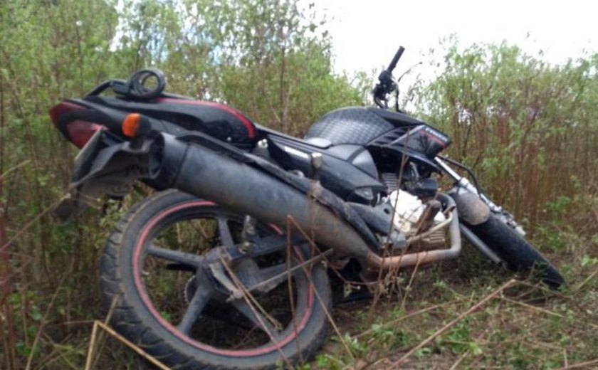 Polícia Civil recupera, em Arapiraca, motocicleta roubada