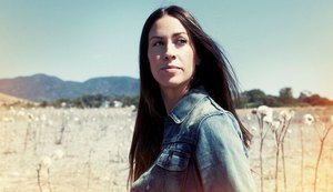 Ex-empresário que roubou Alanis Morissette pega seis anos de prisão