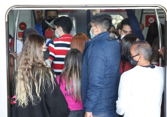 Brasil registra 197 mil novos casos de Covid-19 e 1.308 mortes neste sábado (5)