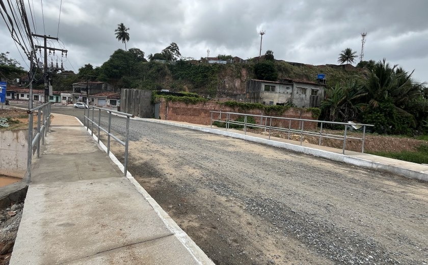 Novo pontilhão do Riacho do Silva trará solução definitiva a problemas históricos