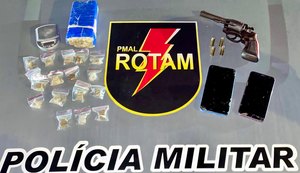 PM contabiliza 17 armas de fogo e mais de cinco quilos de drogas apreendidos