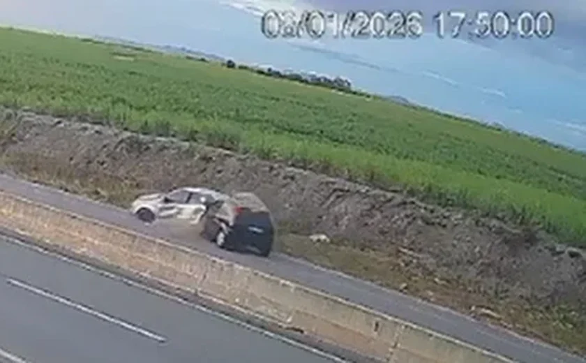 Acidente na AL-220 deixa um homem morto em Campo Alegre