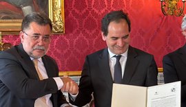 MP/AL firma acordo internacional com a Universidade de Coimbra