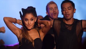 Fotógrafos profissionais são proibidos em shows de Ariana Grande no Brasil