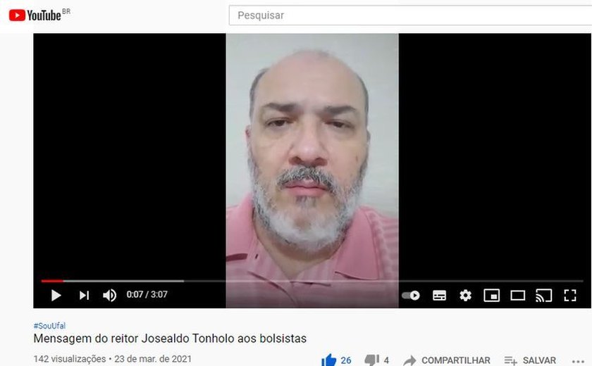 Reitor faz vídeo e fala diretamente aos estudantes bolsistas da Ufal