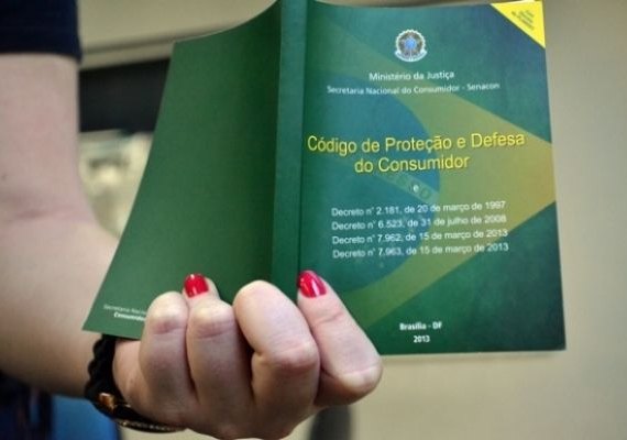 Cobrança indevida/abusiva lidera ranking de reclamações do Procon em 2016