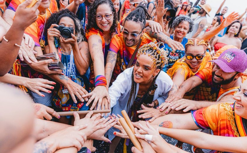 Desfile do Rock Maracatu é marcado por celebrações, festa e muita animação