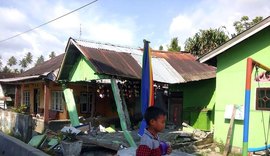 Forte terremoto seguido de tsunami causa mortes na Indonésia; assista