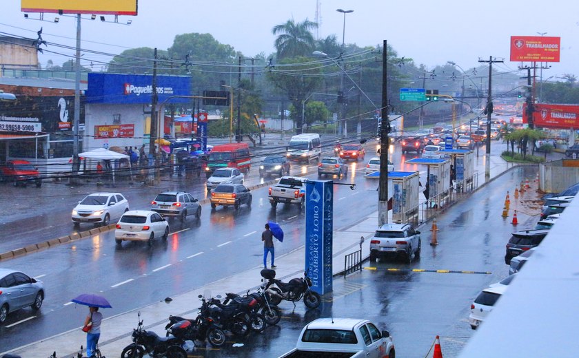 Chuvas intensas: Maceió sob risco de enxurradas e alagamentos