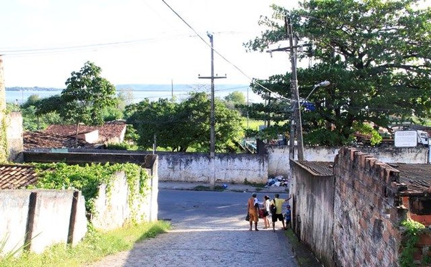 Moradores classificam declarações da mineradora como falta de respeito