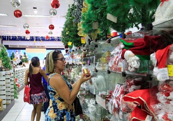 Lojas do Centro de Maceió já investem em artigos natalinos