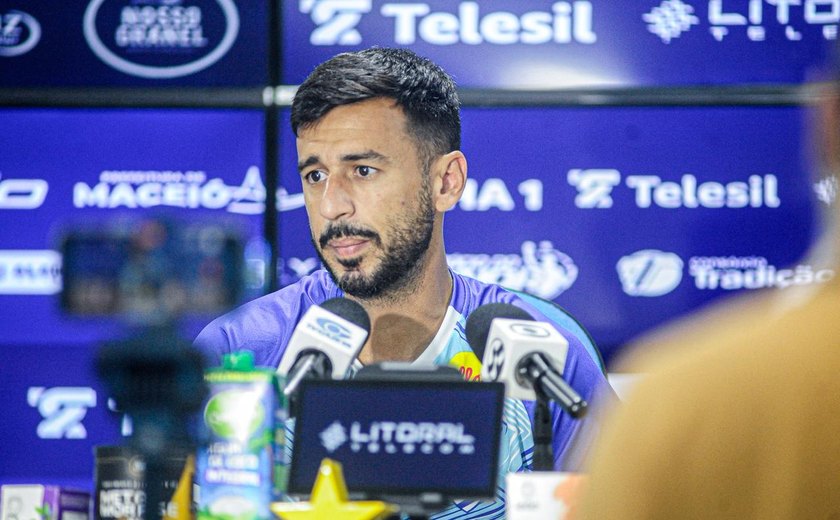 'A torcida do CSA é o nosso melhor jogador', diz Camacho