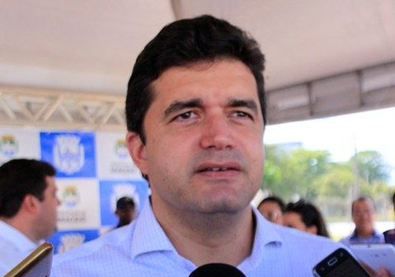 'Prioridade é manter pagamento em dia e honrar direitos', diz Rui sobre servidores