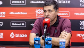 Após empate com o CRB, técnico Eduardo Souza deixa o Atlético-GO
