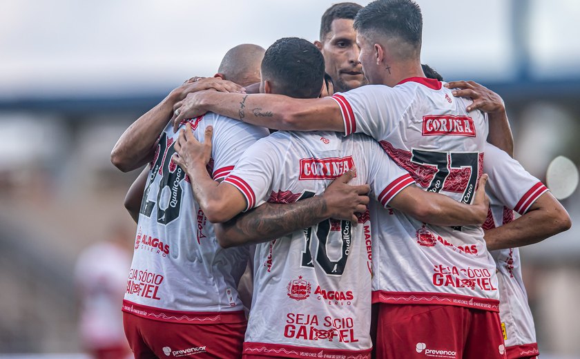 CRB faz despedida da temporada 2025 contra o Novorizontino