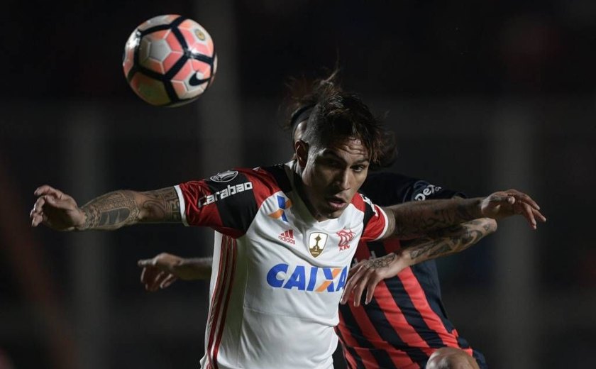 Flamengo leva virada do San Lorenzo e dá adeus à Libertadores
