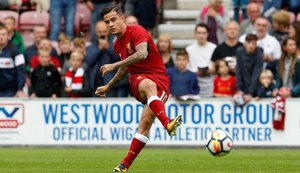 Coutinho avisa a Klopp que não pretende mais defender o Liverpool, diz jornal