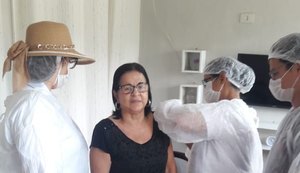 Posto de Saúde realiza vacinação em domicílio