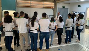 Programa Formando Laços já abriu as portas da indústria para mais de 220 estudantes