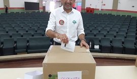 Ifal encerra processo eleitoral e professor Carlos Guedes é o novo reitor