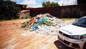 Slum autua empresa por descarte irregular de resíduos no bairro do Ouro Preto