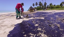 Surgimento de manchas de óleo completa um ano sem causa determinada