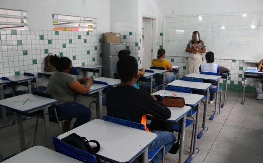 Alunos vivem expectativa de disputar primeira Olimpíada de Matemática