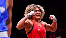 Rebeca Lima é campeã mundial de boxe em Liverpool