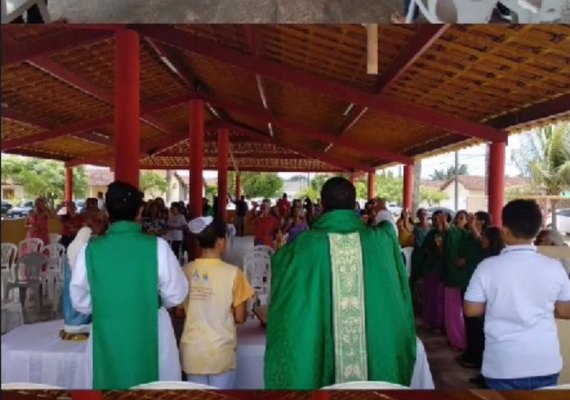 Comunidade Católica Nossa Senhora das Graças realiza  Festa da Padroeira no Condomínio Ernesto Maranhão