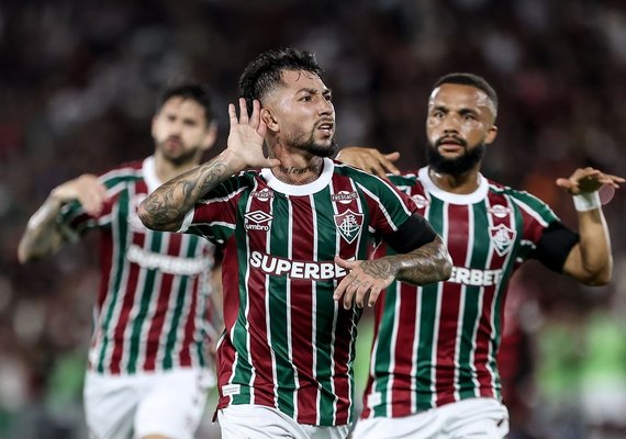 Em um clássico movimentado, Fluminense derrota Flamengo no Maracanã