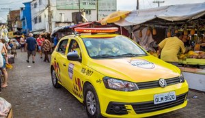 Polícia prende homem por embriaguez ao volante e encontra turista perdida em Maceió