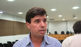 Prefeito expõe racha em família e critica “coronelismo”