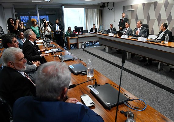 CPI da Braskem define Rogério Carvalho como relator e Renan Calheiros renuncia à comissão