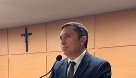 Vereador expõe fechamento de cinco maternidades em gestões de Luciano Barbosa