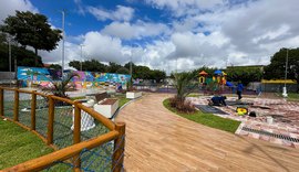 Revitalização da Praça do Graciliano Ramos chega a 90%