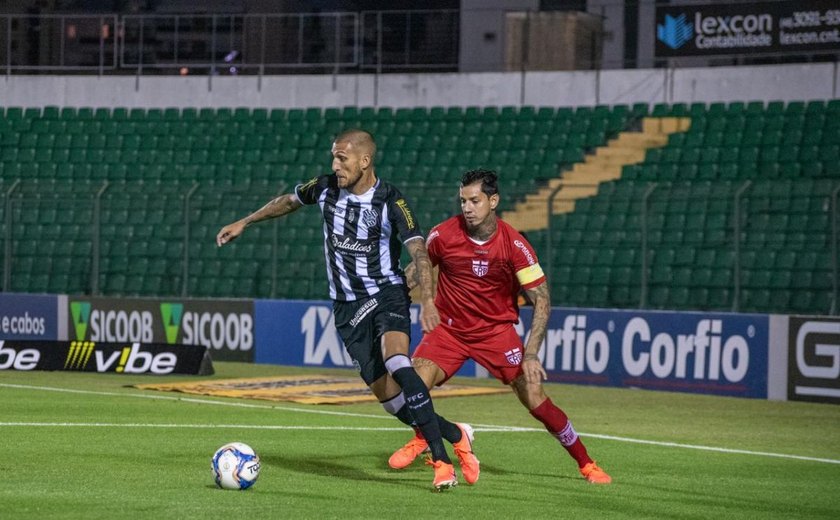 CRB quer voltar a vencer em casa em jogo contra o Bragantino