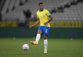 Lateral Danilo é cortado da seleção brasileira de amistosos na Ásia