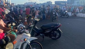 Homem é assassinado a tiros em frente a loja de peças de motocicleta no Centro de Maceió