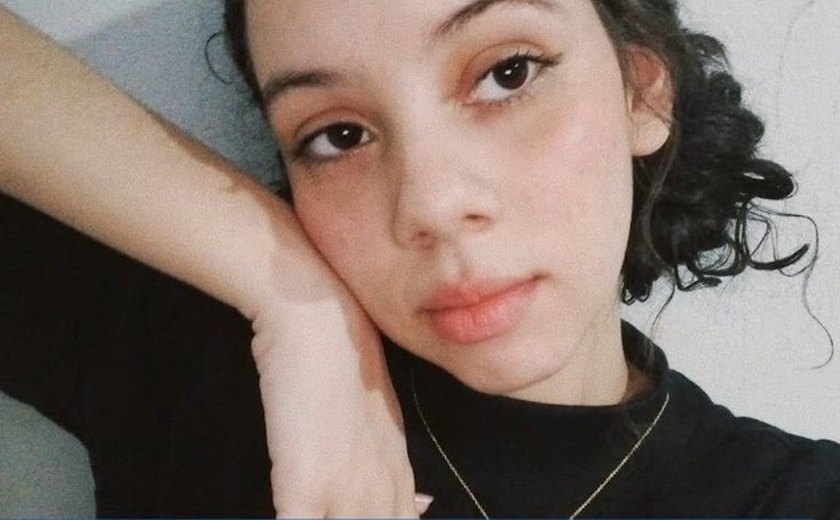 Mistério cerca morte de jovem de 18 anos encontrada em rio após desaparecer