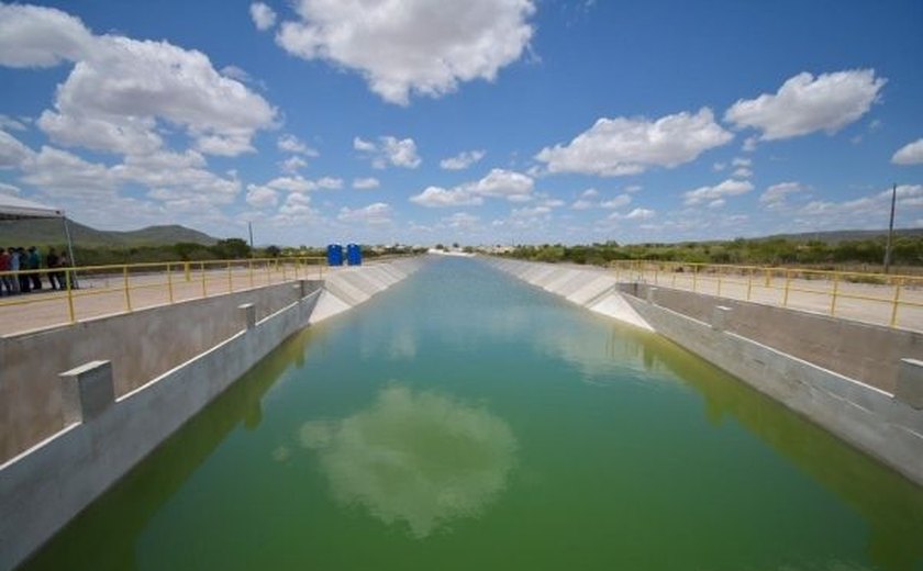 Canal do Sertão: Infraestrutura autoriza a liberação de mais quatro quilômetros de água