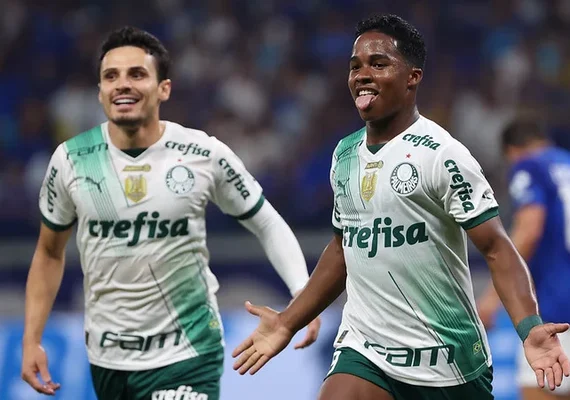 Palmeiras empata com Cruzeiro no Mineirão e é campeão brasileiro pela 12ª vez