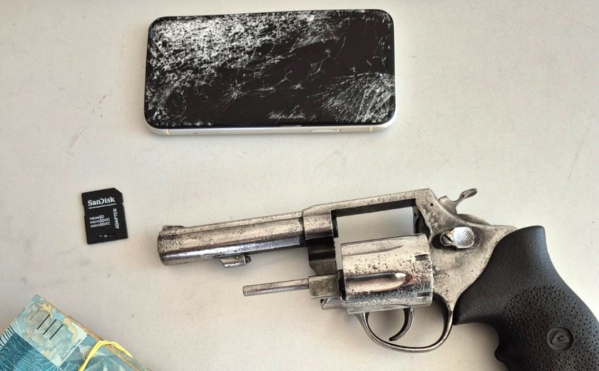 Operações cumprem 34 mandados, prendem 4 e apreendem arma de fogo e dinheiro no Sertão
