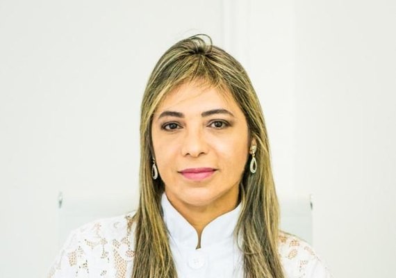 Roupa de praia molhada pode levar a vulvovaginites, alerta ginecologista