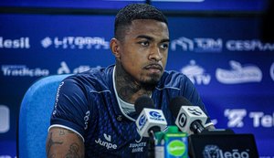 Yago Oliveira é apresentado no CSA e mira acesso à Série C