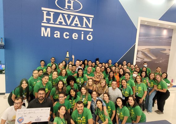 APAE Maceió recebe R$ 54 mil da Campanha do Troco Solidário da Havan